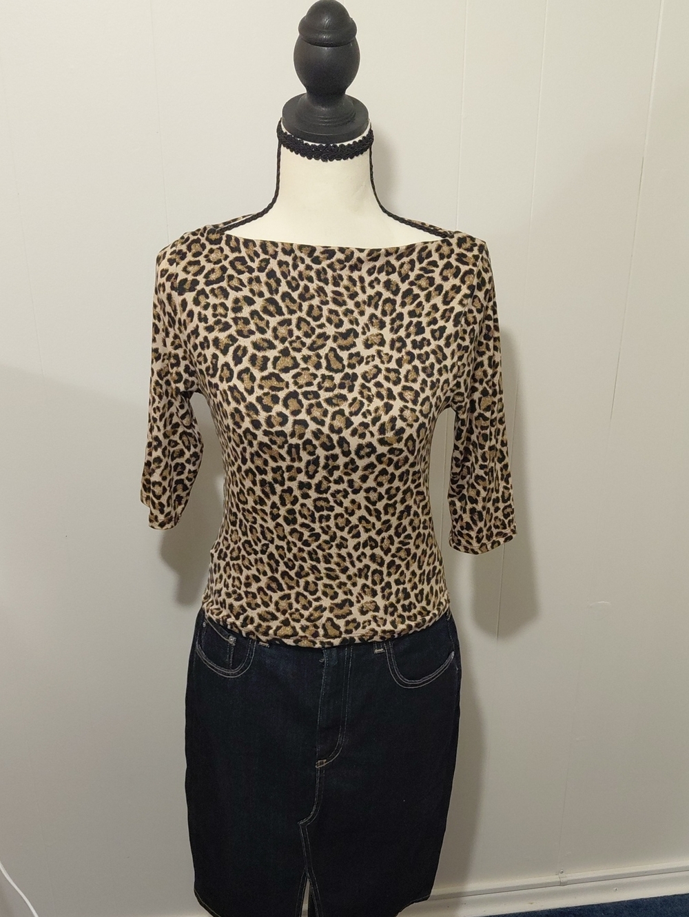 🔴 gaze Leopard Print Crop Top in Brown and Black